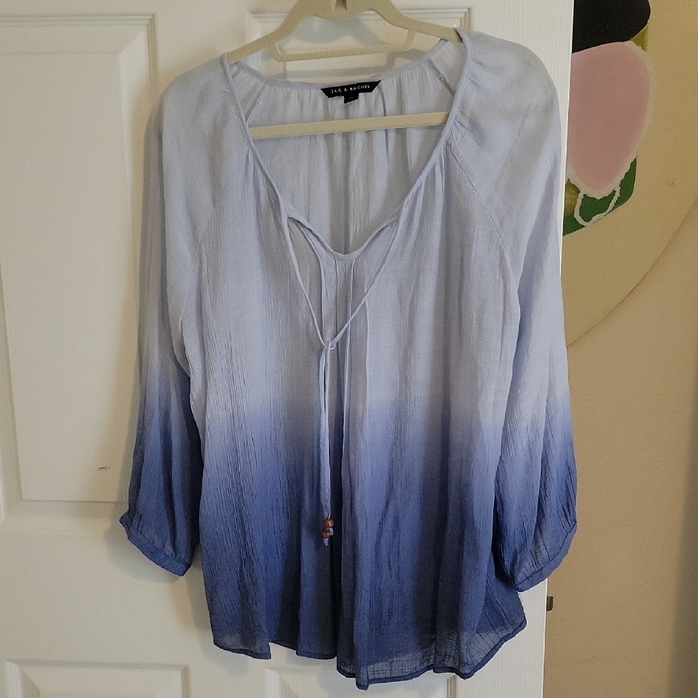 Zac & Rachel SzLg womans long sleeve Blue Ombre Blouse with Tie V Neck